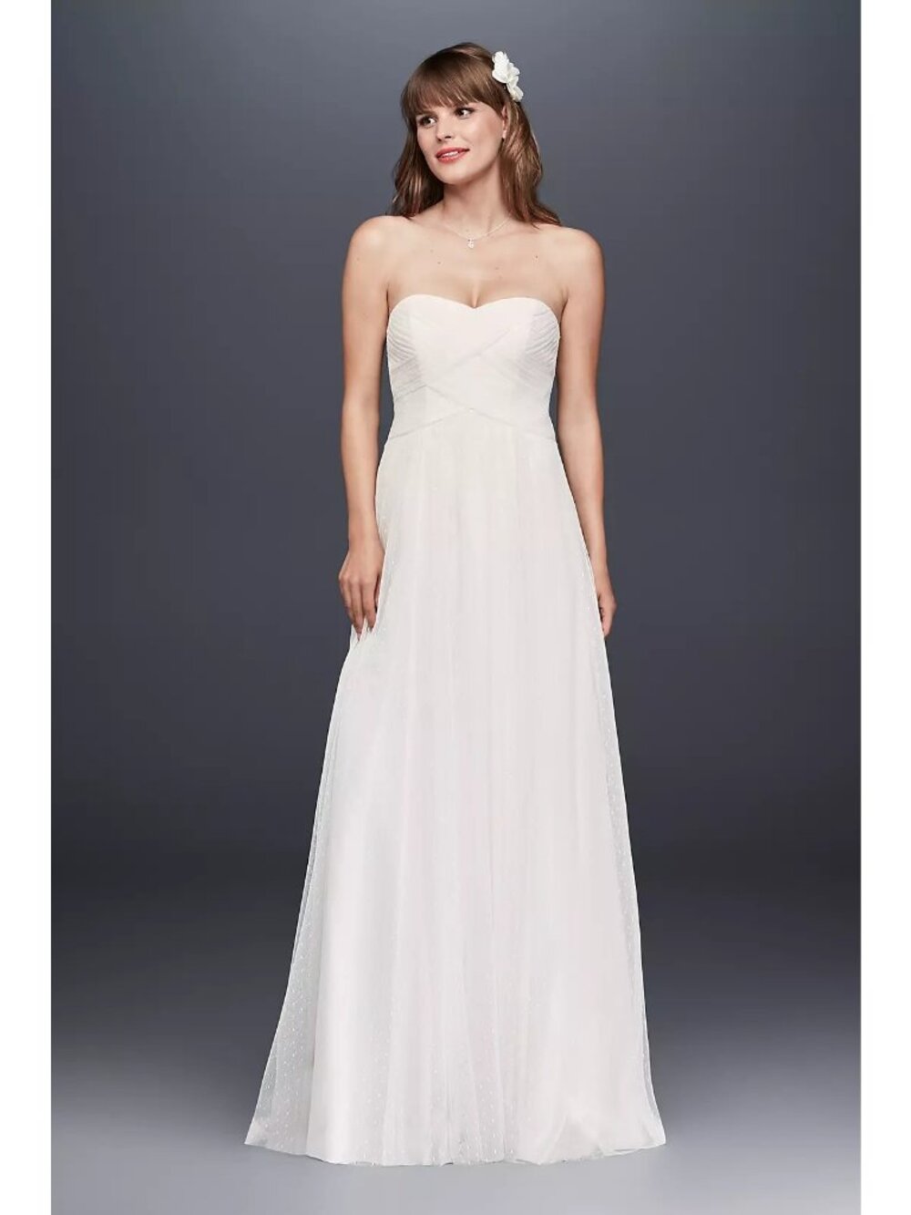 Galina Wedding Dress Size 6 Dot Tulle Sweetheart Neck Soft White Elegant NEW